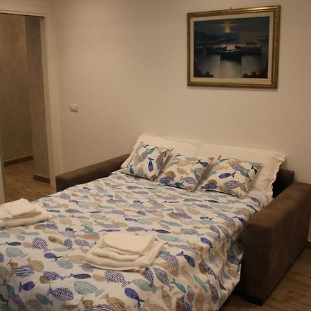 "Home Away From Home" Monterosso al Mare Esterno foto