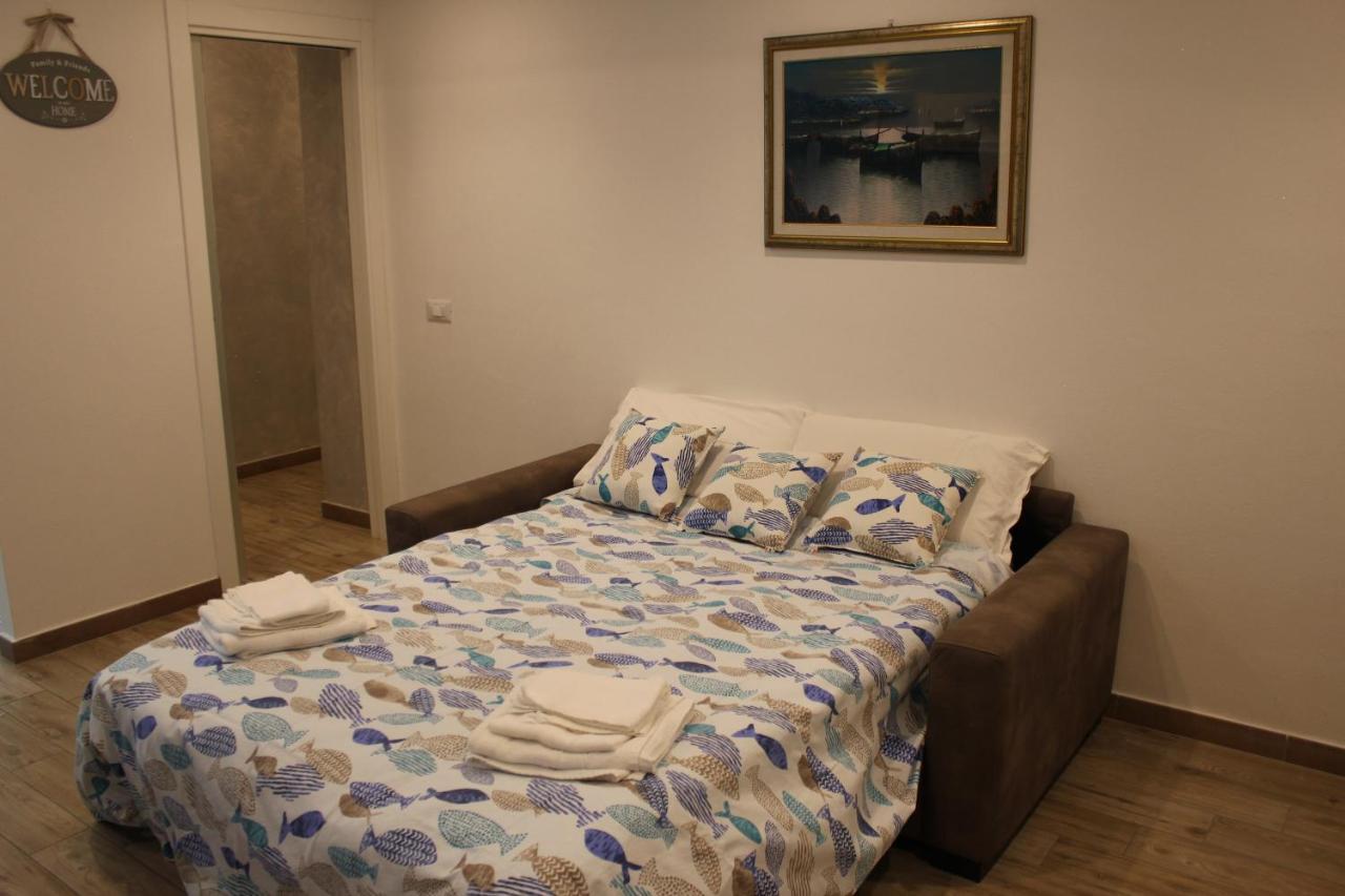 "Home Away From Home" Monterosso al Mare Esterno foto