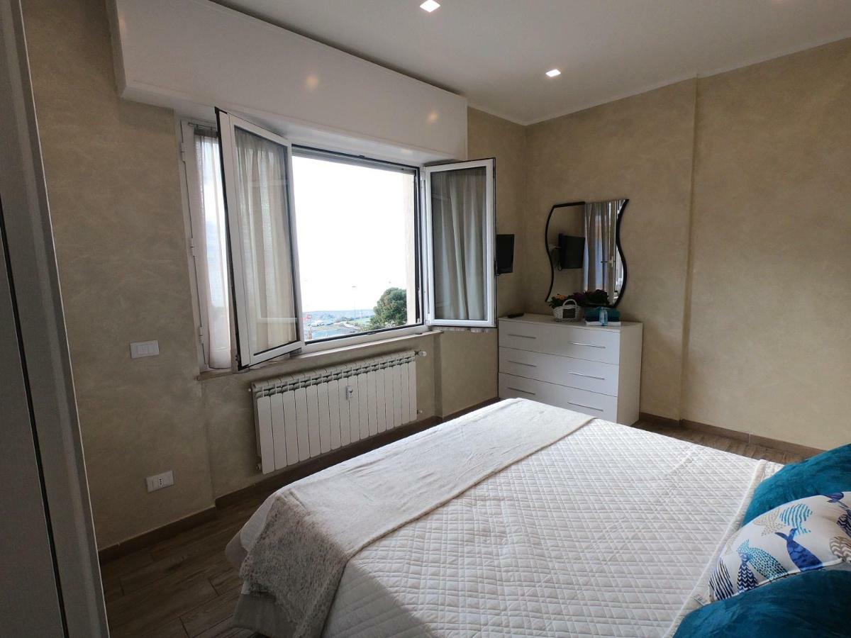 "Home Away From Home" Monterosso al Mare Esterno foto